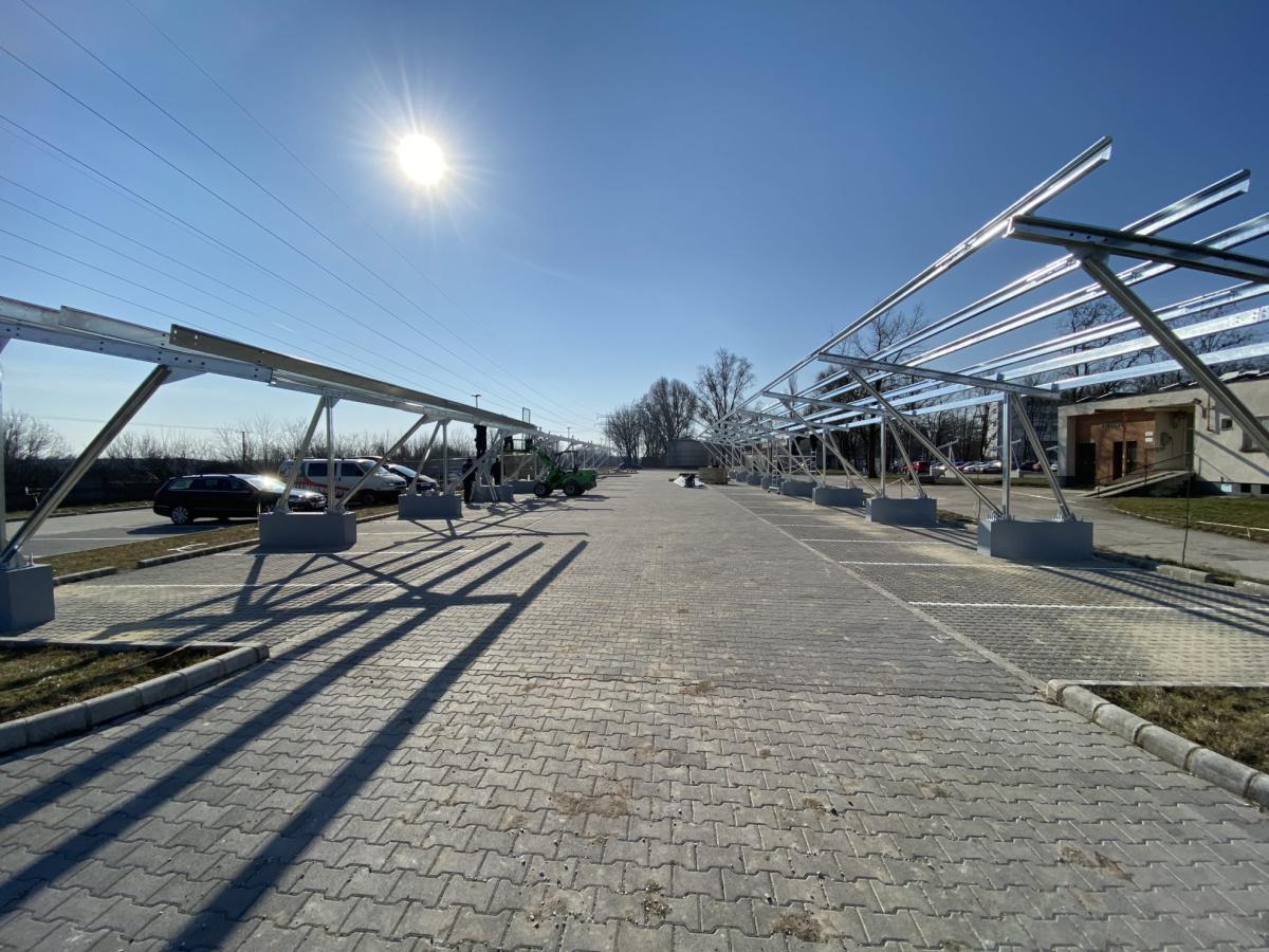 Napelemes autóbeállót keres? - Solar Carport