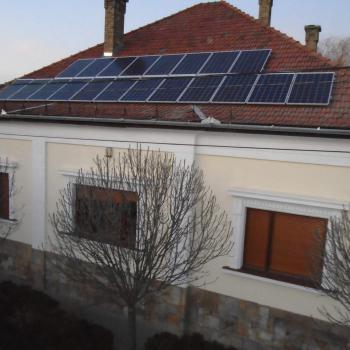 2015-januar-cegled-5-kwp-solarworld-modulok.jpg