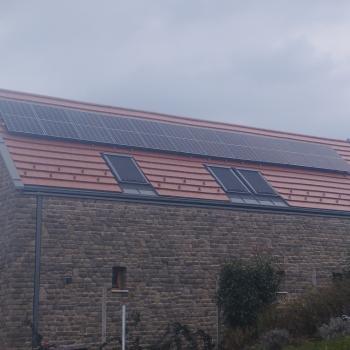 dr.-Kohlrusz-Mila-n-Tihany-10-125-kWp-2023_.jpg