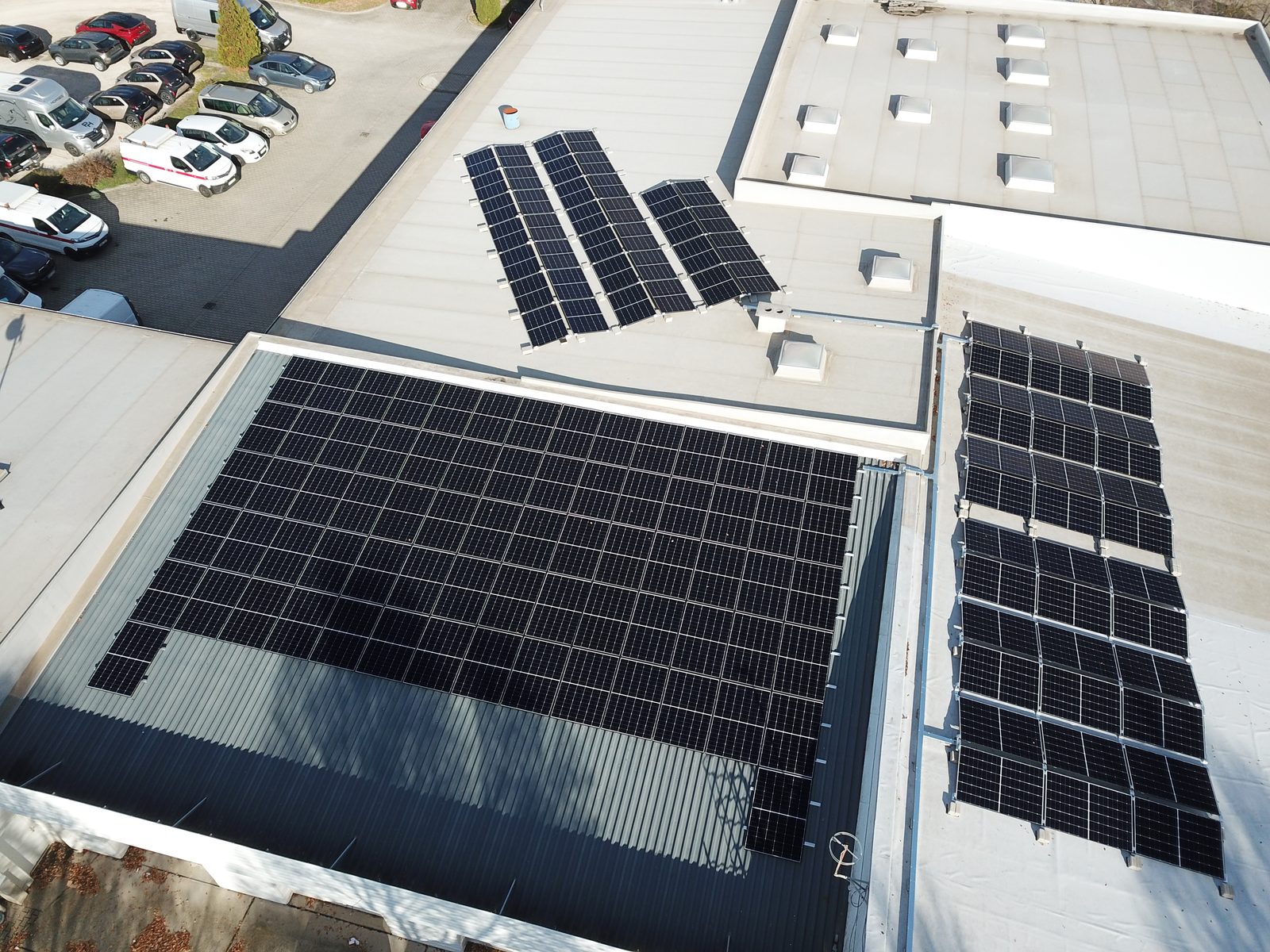 Ipari napelemrendszer – Mosonmagyaróvár 61,2 kWp